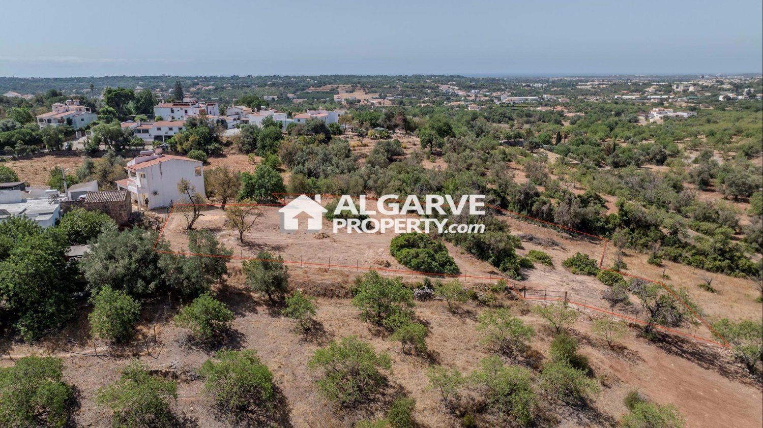  Land in Loule, Portugal No. 235869