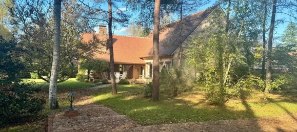 Casa de 5 dormitorios en Nancay, France No. 250273 10