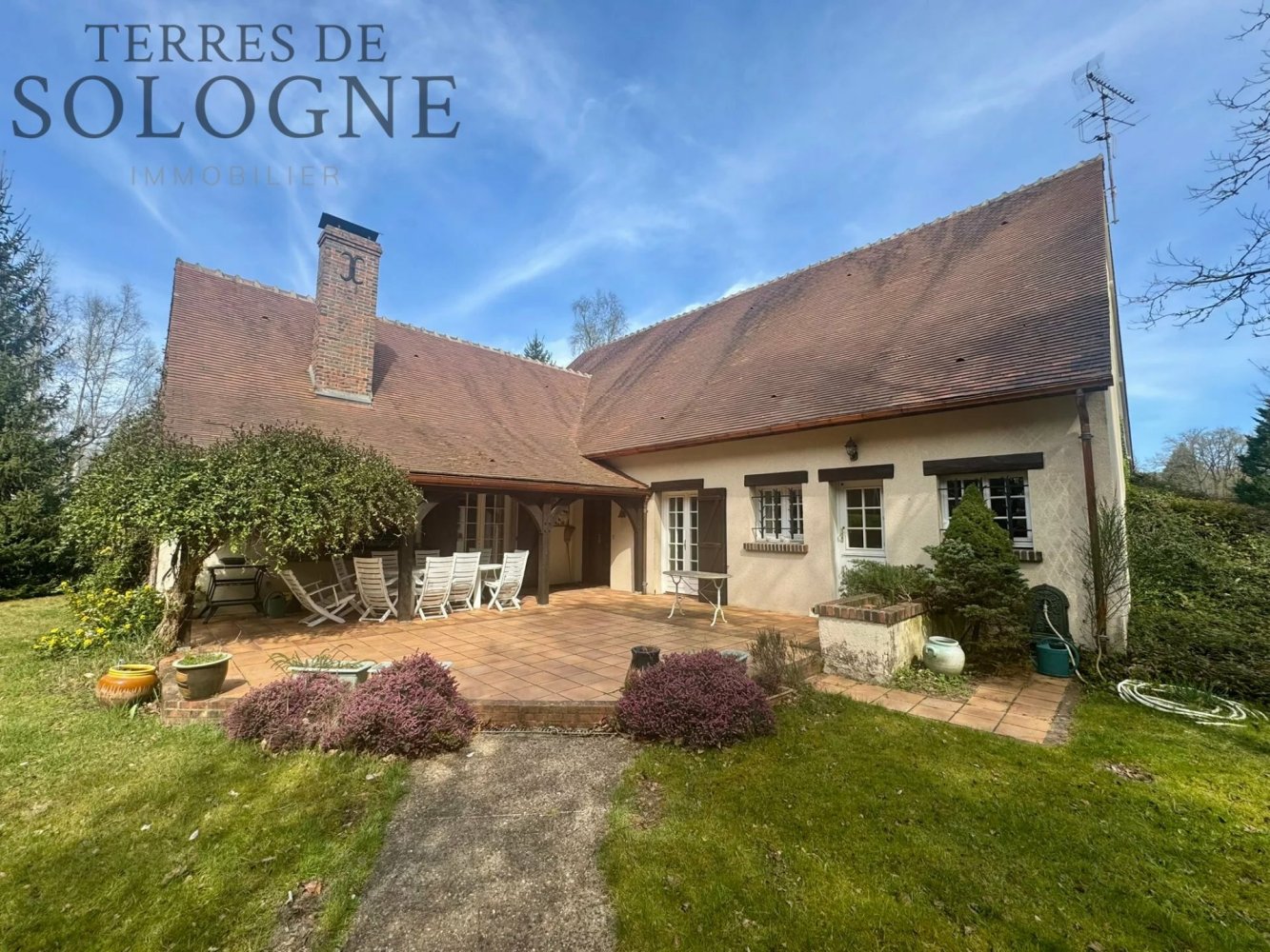 Casa de 5 dormitorios en Nancay, France No. 250273