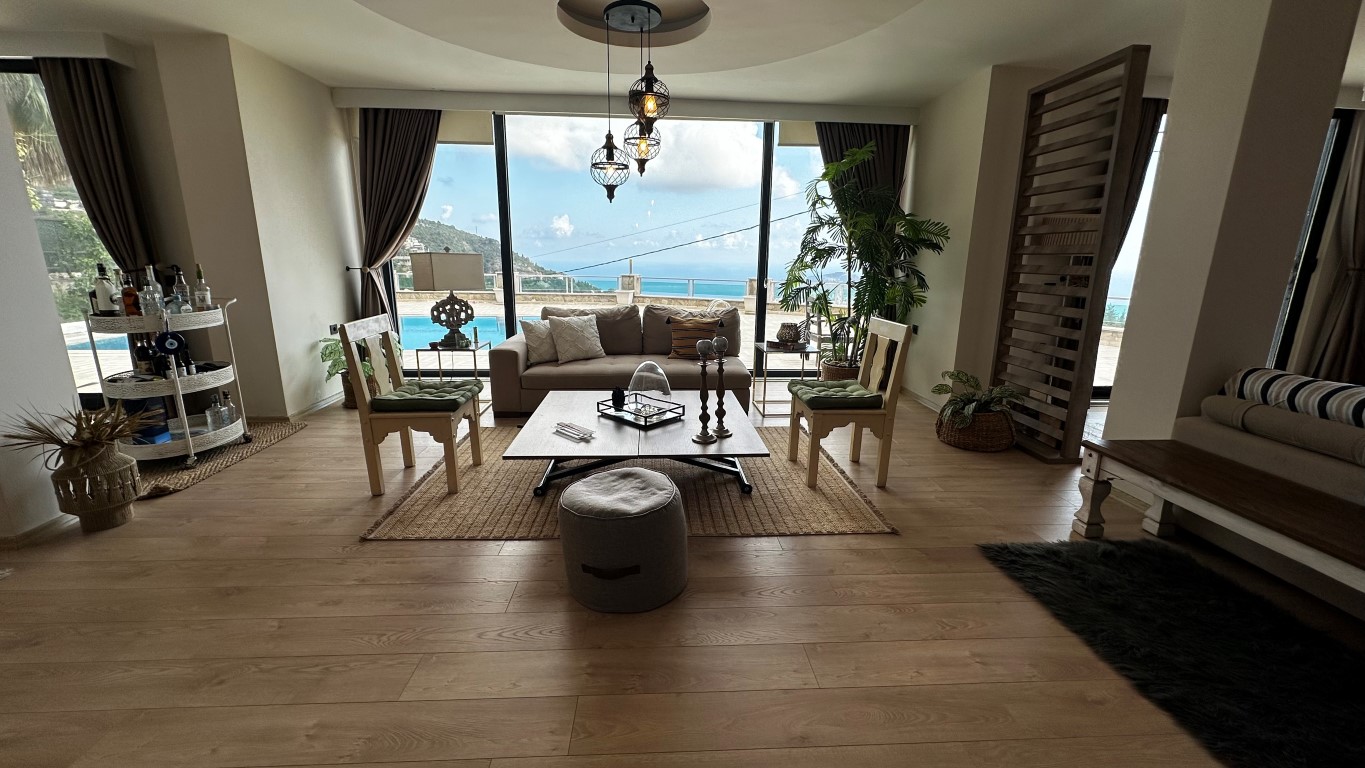 Вилла с 4 комнатами в Аланья, Турция № 42509