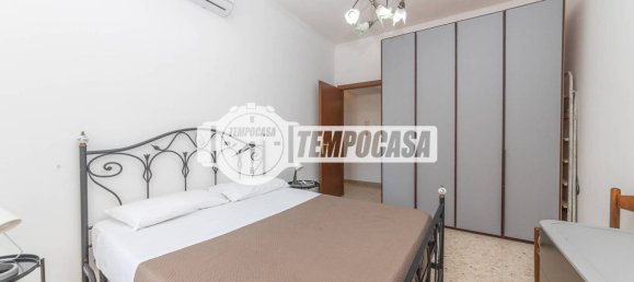 2 bedrooms Apartment in Rome, Italy No. 289827 6