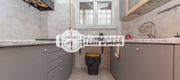 2 bedrooms Apartment in Rome, Italy No. 289827 42