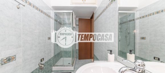 2 bedrooms Apartment in Rome, Italy No. 289827 14