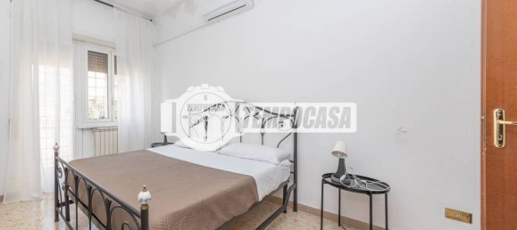 2 bedrooms Apartment in Rome, Italy No. 289827 4