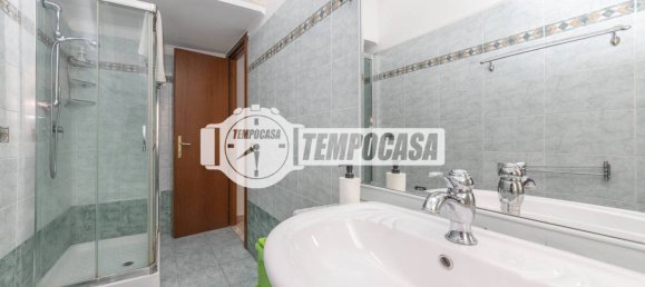 2 bedrooms Apartment in Rome, Italy No. 289827 15