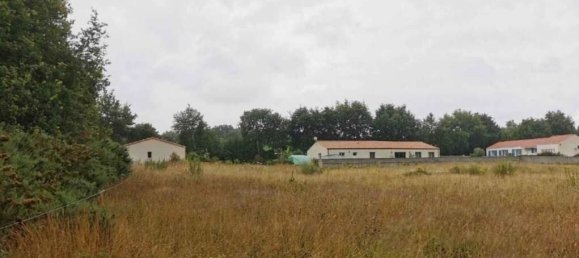 Земельный участок 557м² в Мартине, Франция № 62046 3