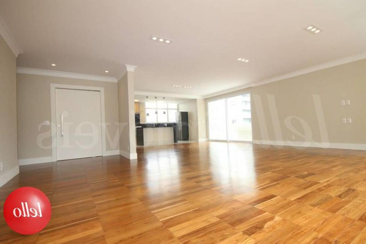 3 bedrooms Apartment in Sao Paulo, Brazil No. 447027