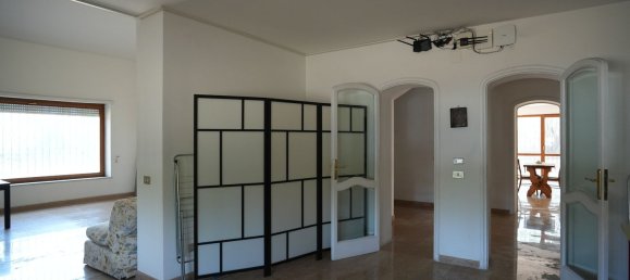 15 rooms Villa in Rome, Italy No. 156583 16