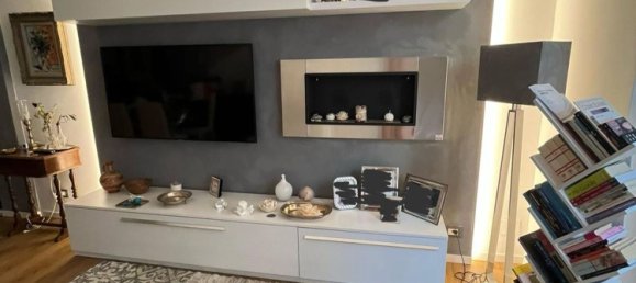 4 rooms Apartment in Verona, Italy No. 305303 3