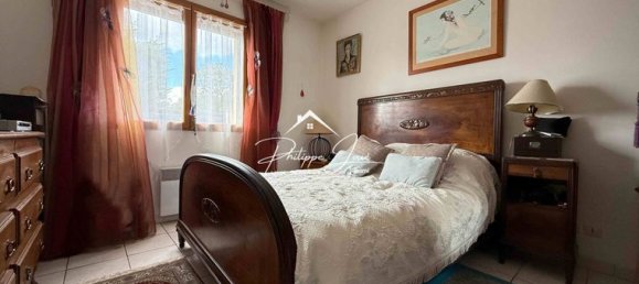 3 bedrooms House in Yonne, France No. 363959 8