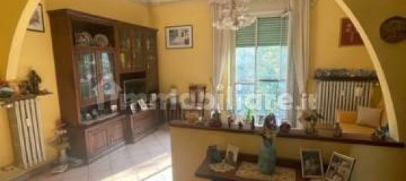 3 bedrooms Apartment in Tortona, Italy No. 128276 2