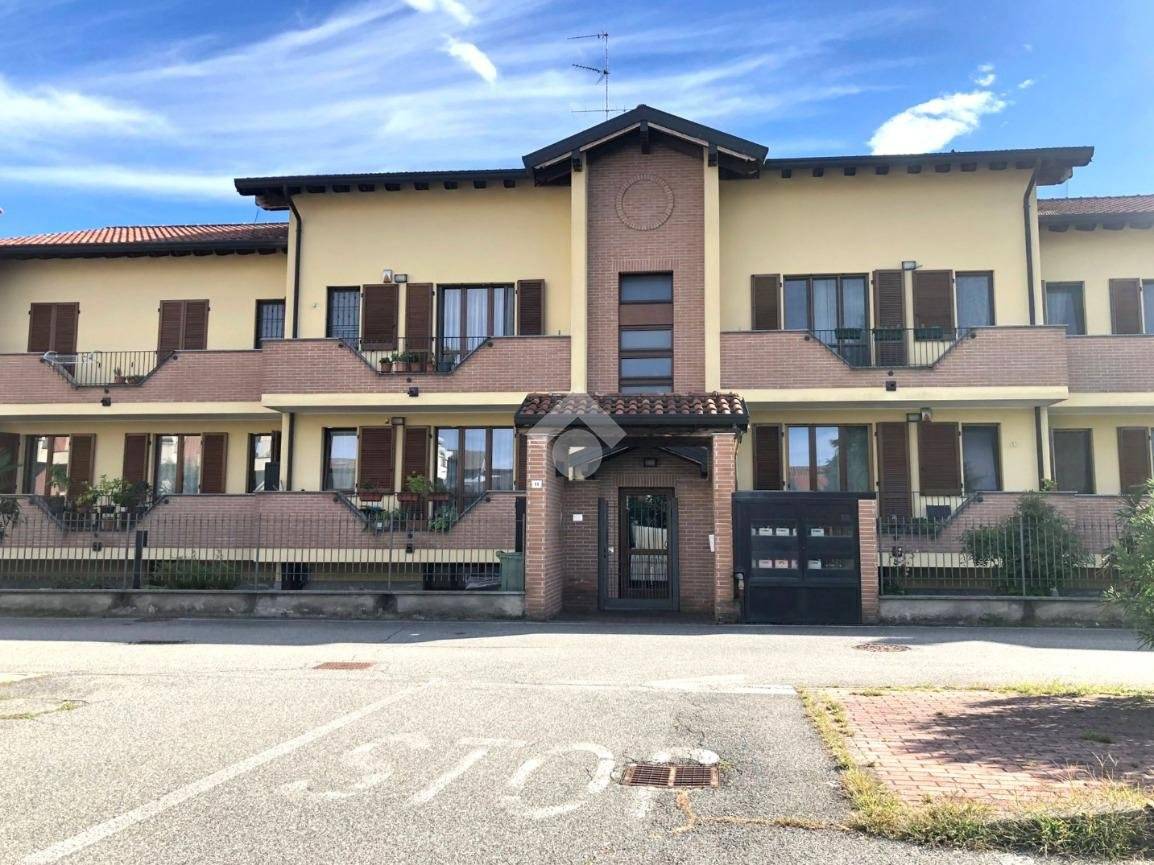 Apartamento T2 em Ossona, Italy N.º 189243