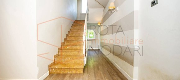 5 غرف نوم فيلا في Ranica, Italy رقم 377417 10