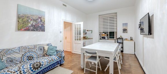 4 bedrooms Apartment in Genoa, Italy No. 352326 3