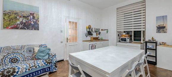 4 bedrooms Apartment in Genoa, Italy No. 352326 4