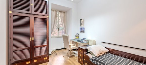 4 bedrooms Apartment in Genoa, Italy No. 352326 5