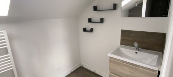 17-Zimmer Wohnung in Vierzon, France, Nr. 93213 44