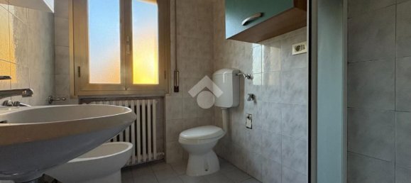 3 bedrooms Apartment in Budrio, Italy No. 347497 21