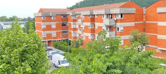 Apartamento de 4 divisões em Brescia, Italy N.º 87713 40