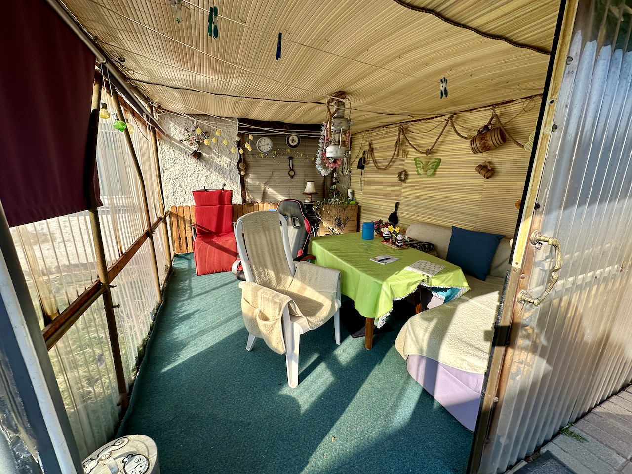  Land in Berlin, Germany No. 12652