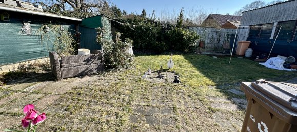 Land in Berlin, Germany No. 12652 2