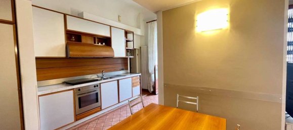 4 rooms Apartment in Florence, Italy No. 197196 21