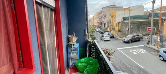 Casa de 3 habitaciónes en Belpasso, Italy No. 259698 2