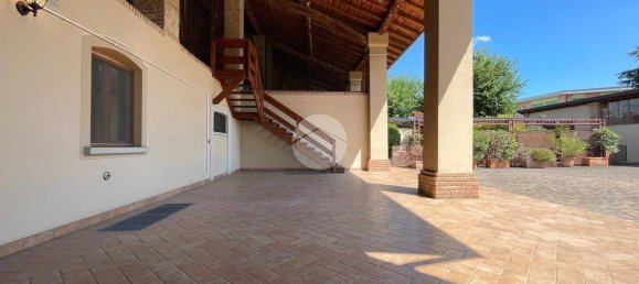 3 bedrooms House in Travagliato, Italy No. 303063 2