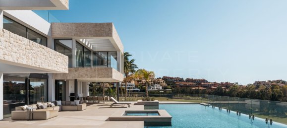 Вилла с 5 спальнями в Малага, Испания № 34026 5