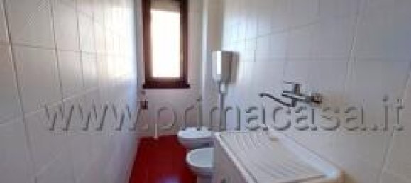 3 rooms Apartment in Carpi, Italy No. 167249 10
