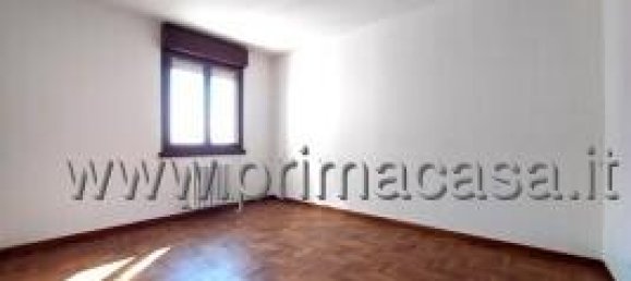 3 rooms Apartment in Carpi, Italy No. 167249 7