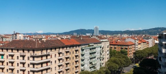 8 bedrooms Apartment in Turin, Italy No. 339623 22