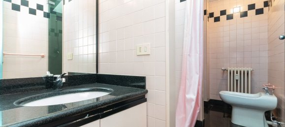 8 bedrooms Apartment in Turin, Italy No. 339623 31