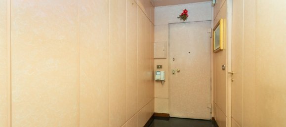 8 bedrooms Apartment in Turin, Italy No. 339623 33