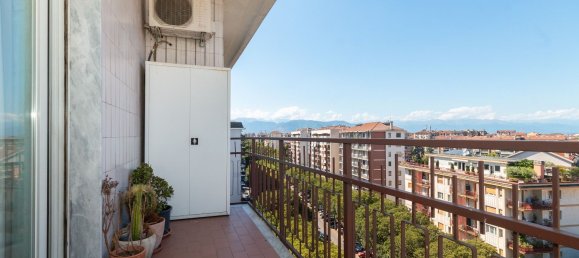 8 bedrooms Apartment in Turin, Italy No. 339623 21