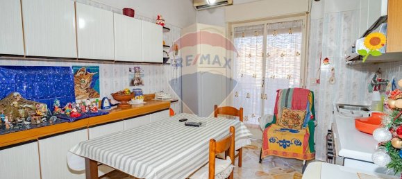 4 bedrooms Apartment in Catania, Italy No. 352214 18