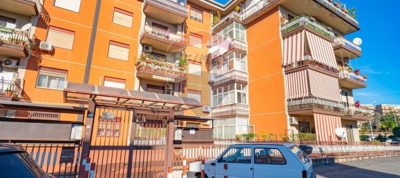 4 bedrooms Apartment in Catania, Italy No. 352214 28