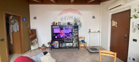 2-salle Appartement à Cura Carpignano, Italy No. 11401 19