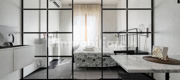 1 chambre Appartement à Milan, Italy No. 356496 3