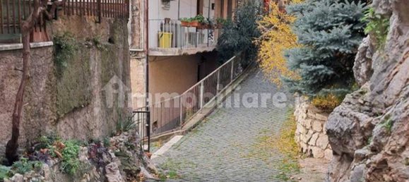Apartamento T2 em Sant'Angelo Romano, Italy N.º 129789 17