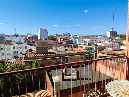 Apartamento T3 em Zaragoza, Spain N.º 193537