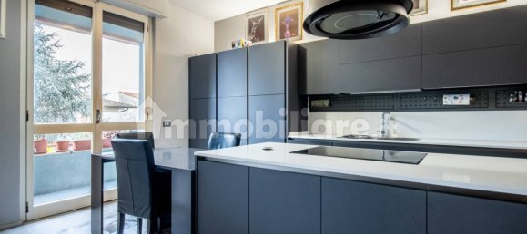 Apartamento de 3 dormitorios en Pisa, Italy No. 60036 7