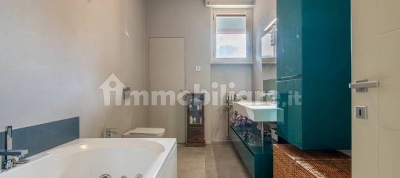 Apartamento de 3 dormitorios en Pisa, Italy No. 60036 30