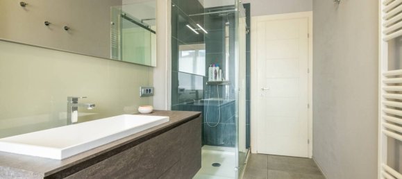 Apartamento de 3 dormitorios en Pisa, Italy No. 60036 27