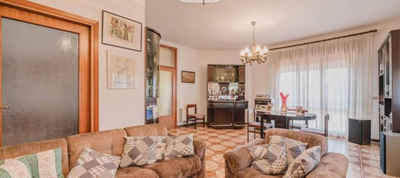 3 bedrooms House in Spinea, Italy No. 58757 3