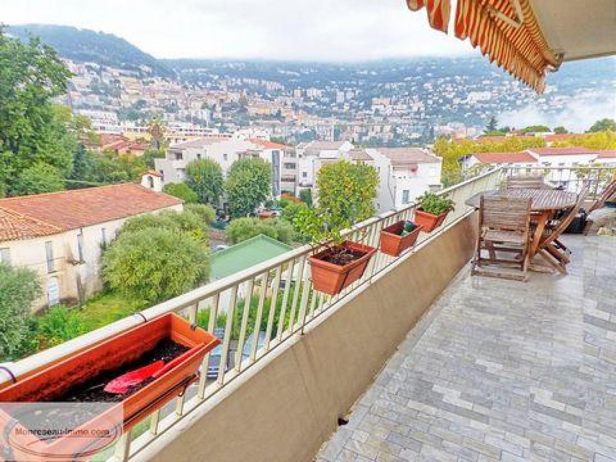 شقة 2 غرف نوم  في Grasse, France رقم 16156