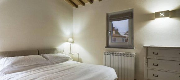 2 Schlafzimmer Haus in Cortona, Italy, Nr. 57059 61
