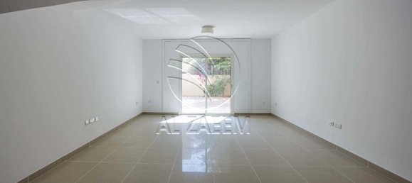 4 bedrooms Villa in Al Reef, UAE No. 29658 3