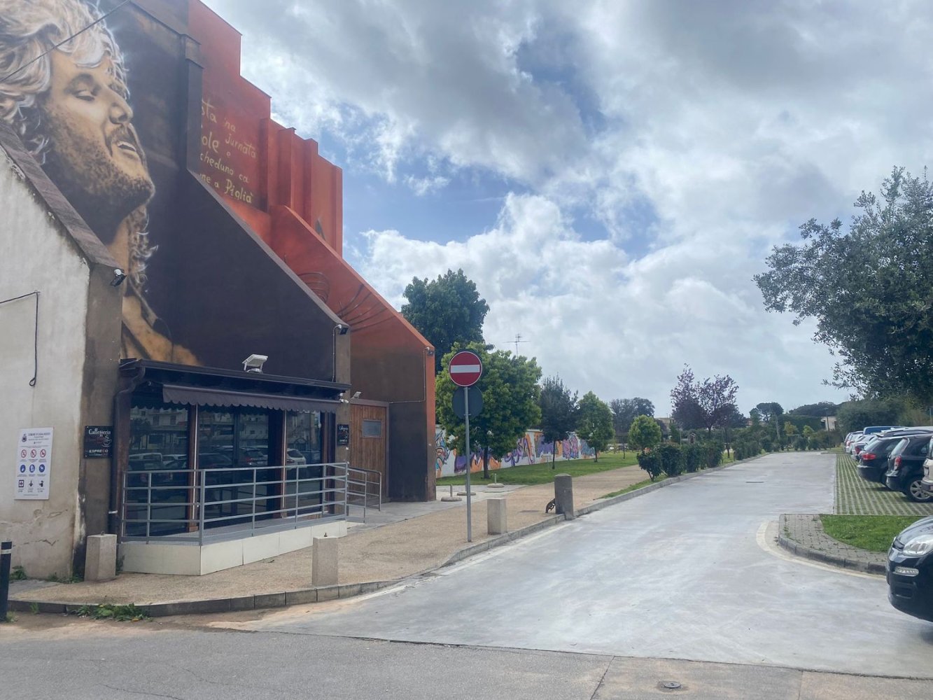 60m² Commercial property in Casalnuovo di Napoli, Italy No. 71361