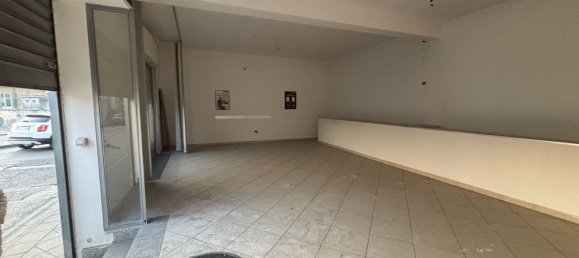 60m² Commercial property in Casalnuovo di Napoli, Italy No. 71361 4